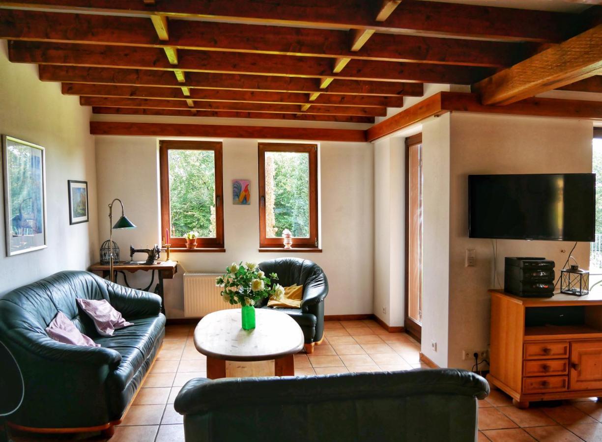Landhaus Am See Von Robertville Вем Екстериор снимка